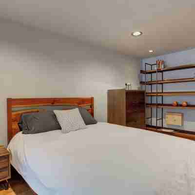 Peaceful Bozeman Retreat Rooms