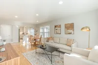 Updated 3 bed + office ranch home close to Downtown Madison