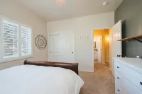 Downtown Retreat w/ Hot Tub and Fire Pit! - 4-Star