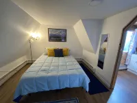 Bright A-Frame Cabin @ Moose Tracks Lodging - Chalets