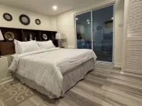 LOCATION IS OUR BEST ACCOMODATION Hotels in Choc