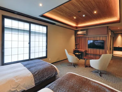 Hotel Shikimi - Parkplatz