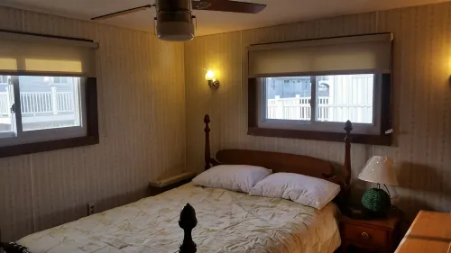 Relaxing summer rental, walking distance to the beach, short ride to the outlets - Wifi