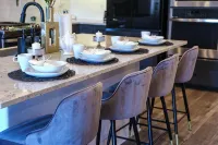 New Large Home-Views-Mountain, Lake & Golf - 4-Star