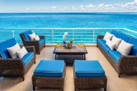 Stunning 7th floor condo, Excellent Snorkeling, Fantastic Oceanfront terrace! - 4 星級