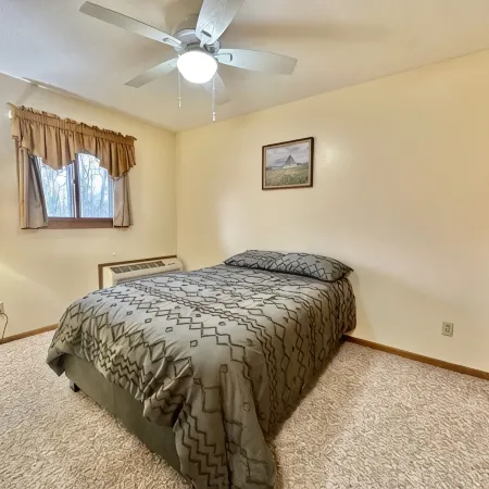 Golf Course View Sleeps 12 3 Bedroom w/Loft Better Than Any Motel.