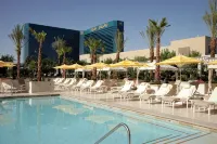 Jet Luxury at the Signature Condo Hotel - parking