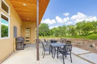 Happy Heart House: Elegant 2-bedroom house with stunning views close to the park - 4-نجوم