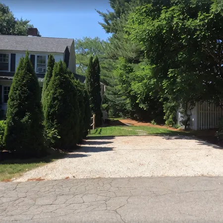 Awesome location downtown. Walk to the beach, marginal way