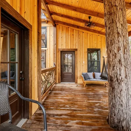 FoRest ReTreeT 2 bedroom•Hot Tub•Unique •Chatming•Adairsville•Cabin•Private