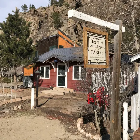 Vintage Cabin in Downtown Estes Park