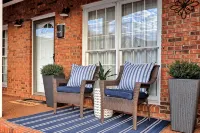 Maple Roost - A Stroll to Downtown Columbia & Square - 4-Star