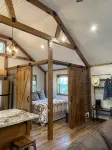 Cozy Cabin Retreat located just minutes to Galena, IL & DBQ, IA - Chalets