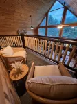 Cozy Log Cabin - Nature Escape - 5 Acres - 4 tähden