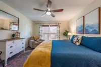 Stroll to Park, Shops, Restaurants in Downtown WJ! - Wifi