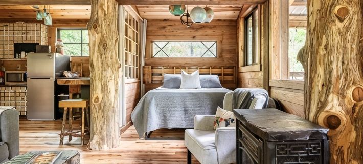 FoResTree House- Peaceful Luxury Treehouse Hot tub Hotels in Floyd County