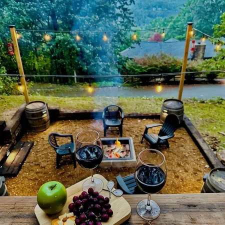 Last Min Discount! Mountain View Home • Hot Tub, Game Room, Fire Pit, Pizza Oven