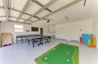 {On IMG Golf Course! WAFFLE BAR/Pool/GameRoom/Beach Gear++ - Beach