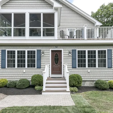 Great for Family Reunions!! Second Floor Screen Porch Great for Wedding Weekend