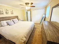 Cozy home in St. Joseph, MO that is centrally located to hospital & university! - Wifi