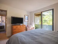 Loon Mountain View 3BR, AC, Hot Tubs, Indoor Pools, Tesla Charger - Bjergudsigt