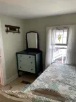 Oysterhaven Cottage with partial Water views! New balcony! Close to Fairgrounds! - 3つ星
