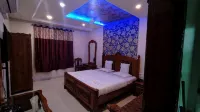 Hotel Shalimar Executive, Uran Islampur - 3 tähden