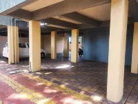 Hotel Manasi Royal - Parkplatz