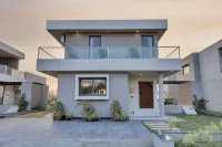 Goverdhan Greens Resort Dwarka - Airport Shuttle