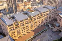 Raphael Suites - Condos
