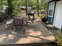 Fisherman's Flat    Cozy 3-bedroom cabin short walk to water at Cypress Cove - 3 étoiles