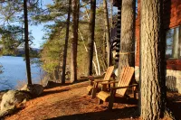 Highly Recommended Lake Side Cabin.  Welcome to Majestic Pines on Schroon Lake. - Wifi