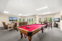 Tranquil Tellico Lakefront Retreat -- Kayaks! Private Dock! - 4-Star