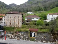 Alojamiento Calzada Romana - Hostels