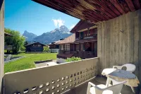 Hotel Alpina - Mountain view