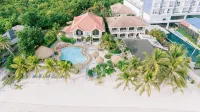Panglao Pearl Premier White Sand Resort - สระว่ายน้ำแบบอินฟินิตี้