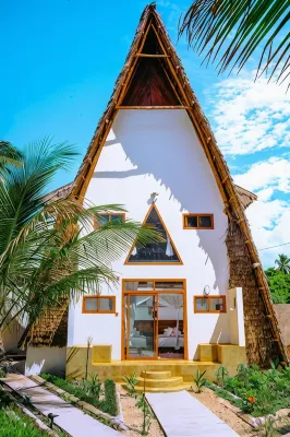 La Perla Beach Resort - ที่มีสระว่ายน้ำ