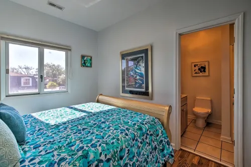1/2 Mi to Riverwalk! Historic Dtwn Southport Condo - ビーチサイド