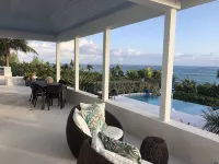 Beachfront Home and Pool, 4Br/4 Bathrooms - Homestays