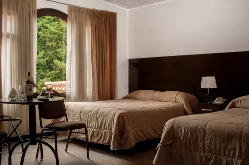 Calacoto Queen Suite | Jacuzzi + Garden - Alojamientos