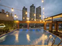 Park Marine Hotel - Rooftop Pools
