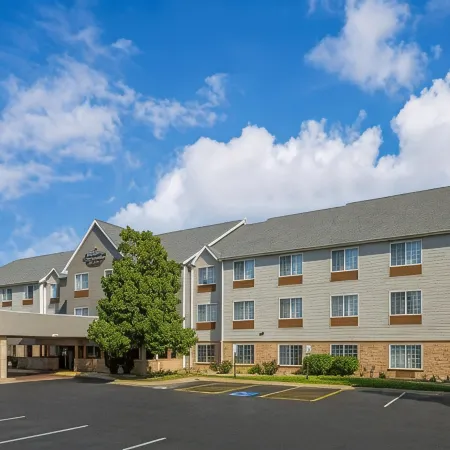 Country Inn & Suites by Radisson Romeoville I-55