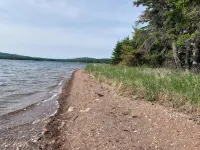 Bright and charming cabin on the Cabot Trail overlooking St. Ann’s bay. - 4-Star