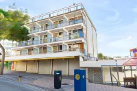 New Kensington Apartments - Econotels - Beach