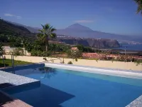 DREAMLIKE LOCATION with a wonderful VIEW OF ATLANTIK-TEIDE-PUERTO DE LACRUZ - Pools