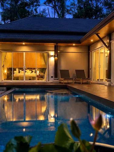 รูปภาพของพูลวิลลา 3 ห้องนอน บรรยากาศสงบ ในซอยนายะ ใกล้หาดในหาน