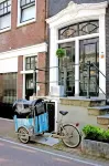 Commune Suites