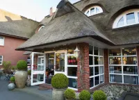 Hotel Graf Bentinck Hotels near Wasserturm