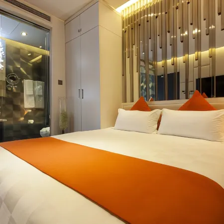 Signature Boutique Hotel Отели рядом с достопримечательностью «Стадион Фу Тхо»