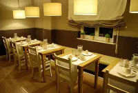 Maxim Hotels in Palermo